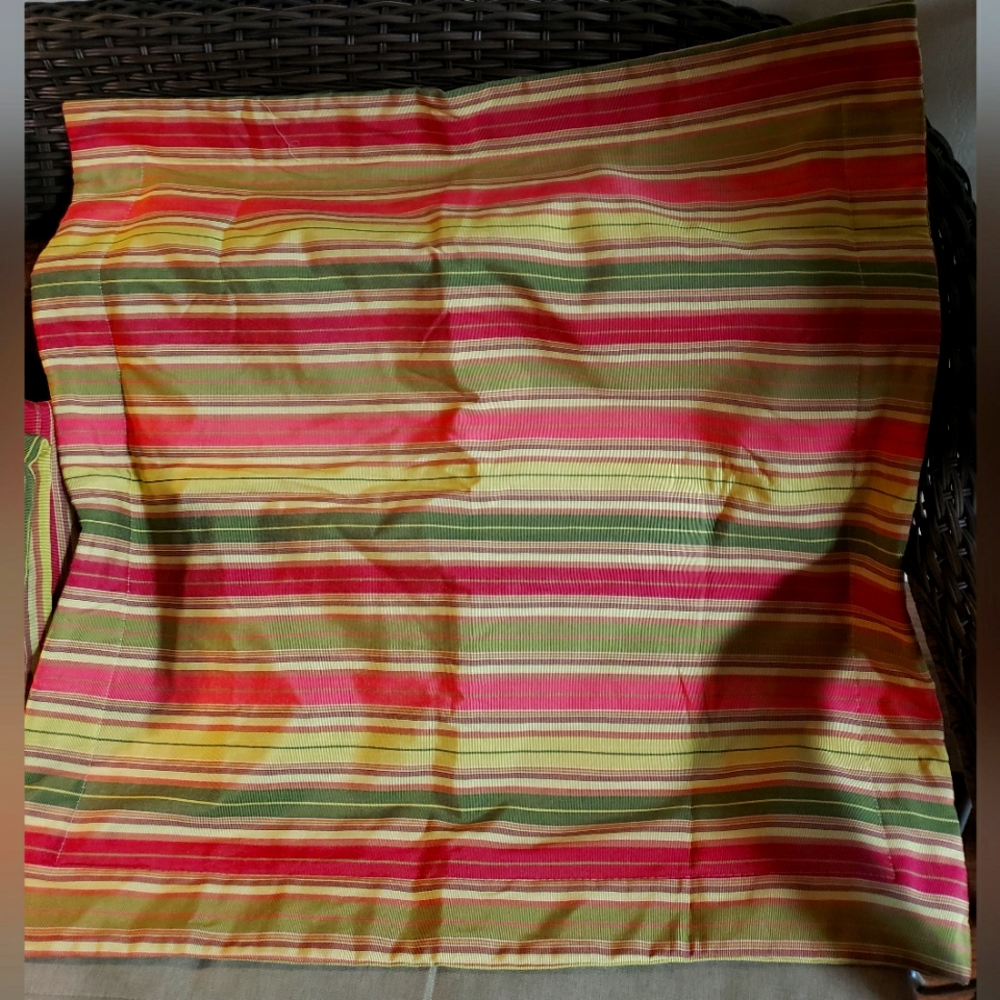 Thomasville Large Pillow Shams